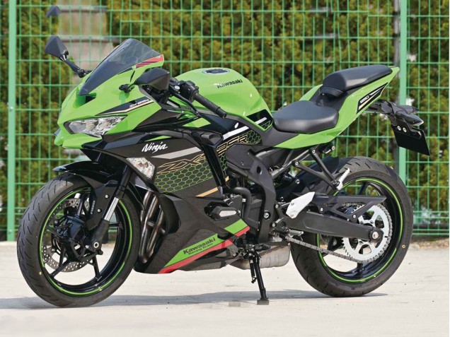 Billigste Kawasaki ZX25R ZX-25R Motorrad Verkleidung 2019-2025 - Grun Schwarz Rot Bienenwabe