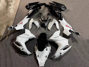 Billigste Honda ADV160 Motorrad Verkleidung 2022-2024 - Weiss Glanzendes Schwarz